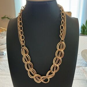 Chunky Gold Tone Link Vintage Mob Wife Statement Necklace